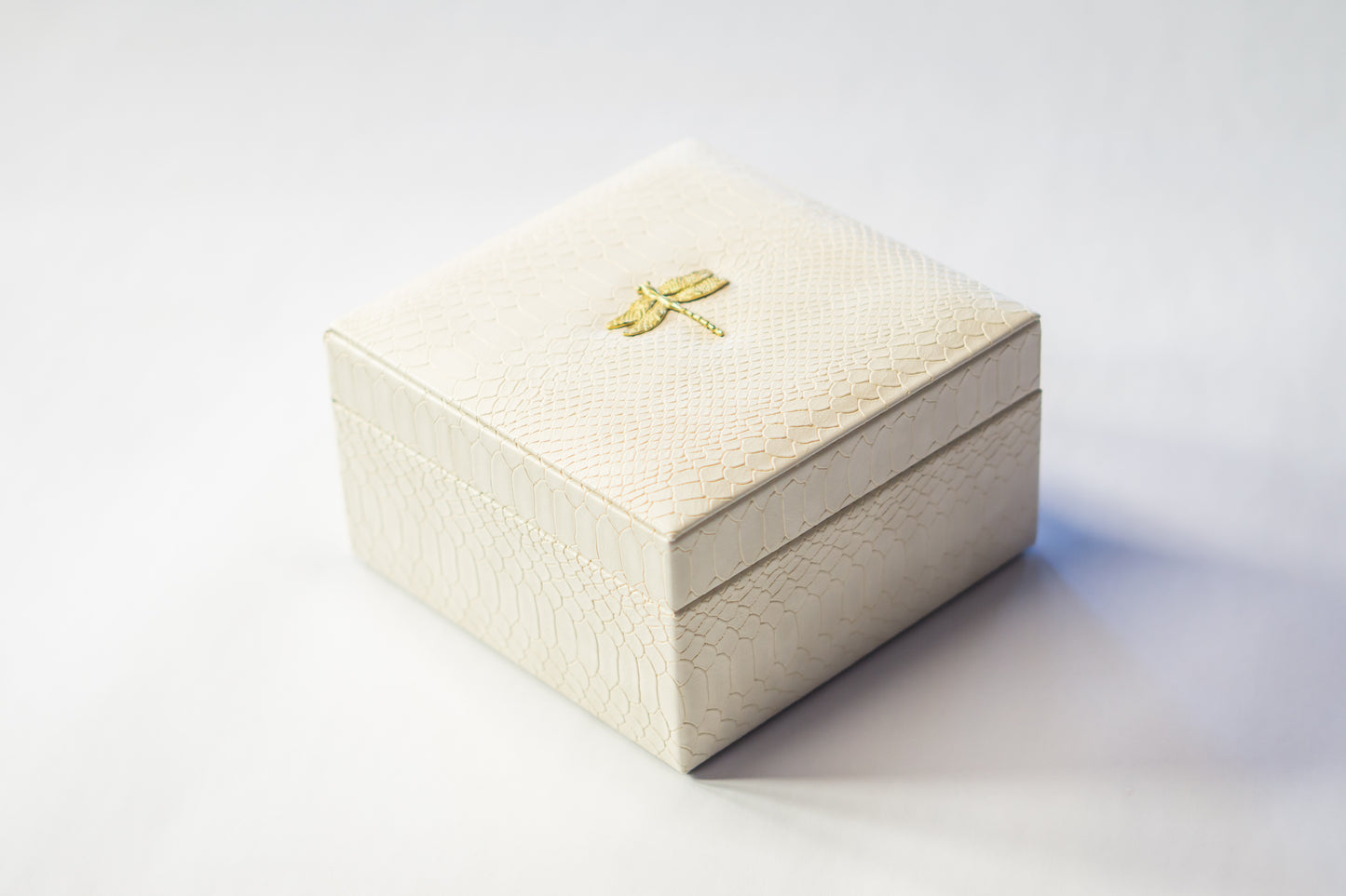 Joyerito libelula pewter